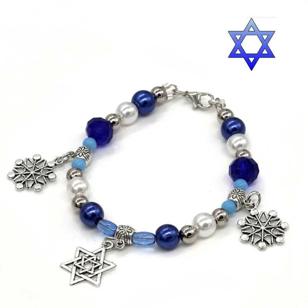 Bracelet with Hanukkah theme. Star of David.